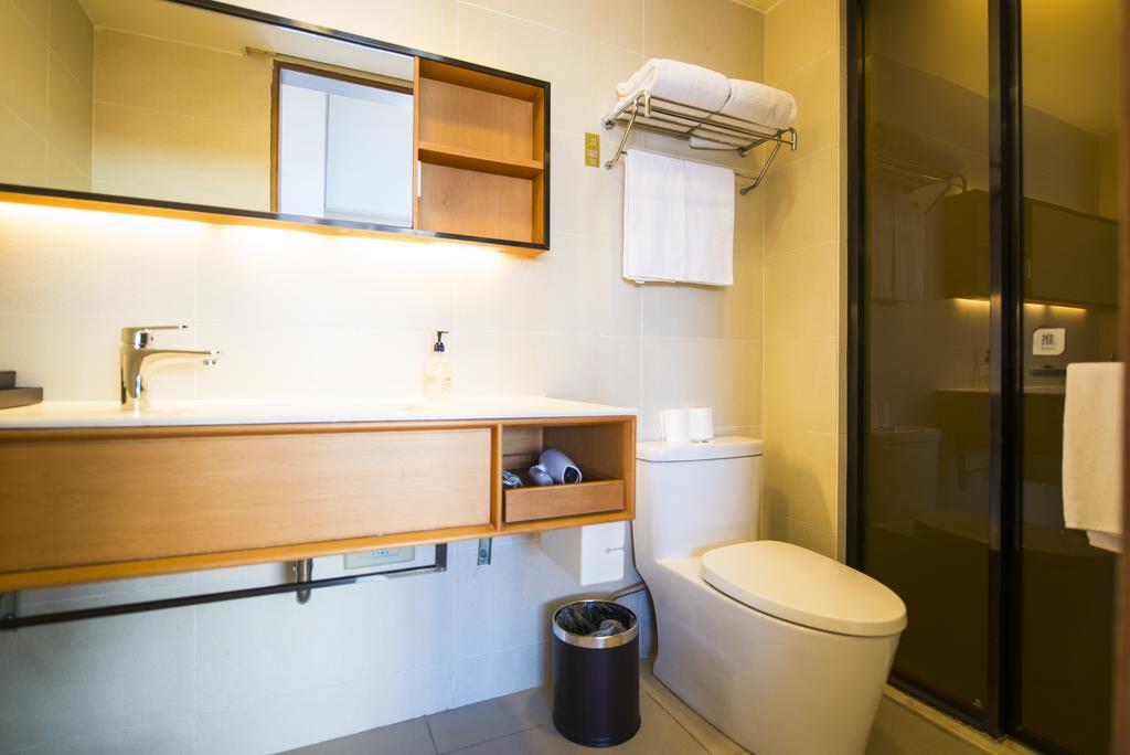 JI Hotel Kunming Green Lake Branch Buitenkant foto